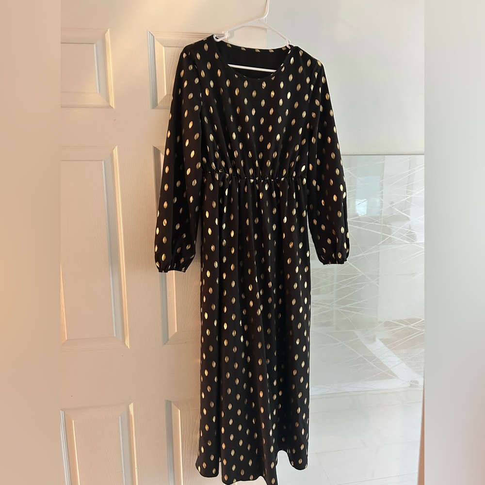 Elegant Black and Gold Polka Dot Dress